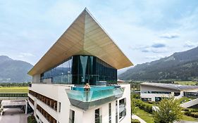Tauern Spa Hotel & Therme
